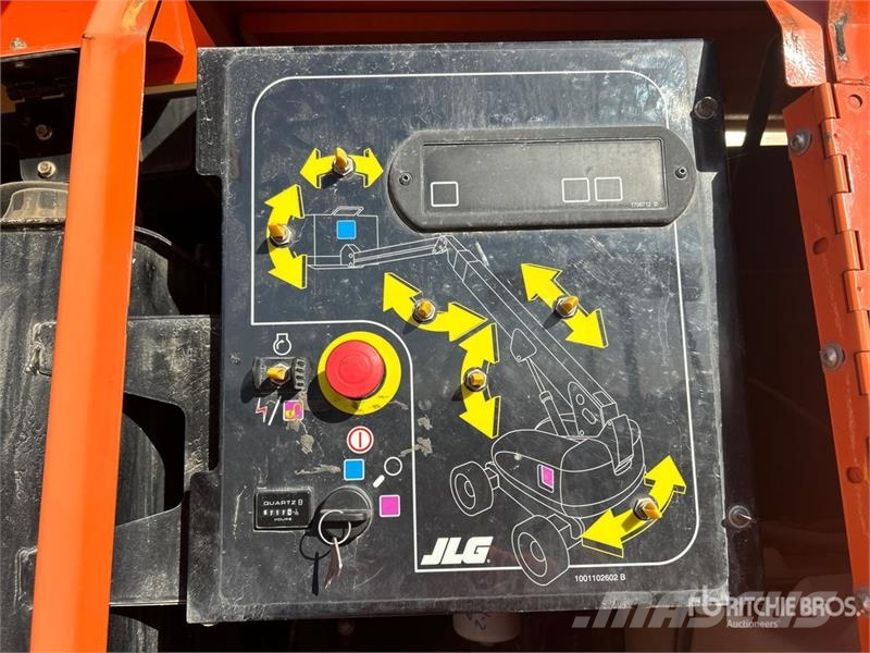 JLG 860SJ 4WD Diesel Telescopic Boom Lift 直臂高空工作平台