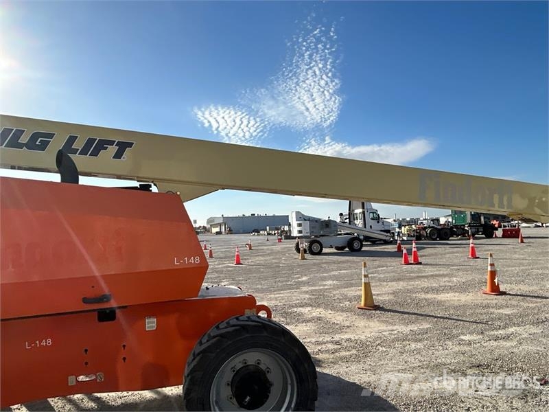 JLG 860SJ 4WD Diesel Telescopic Boom Lift 直臂高空工作平台