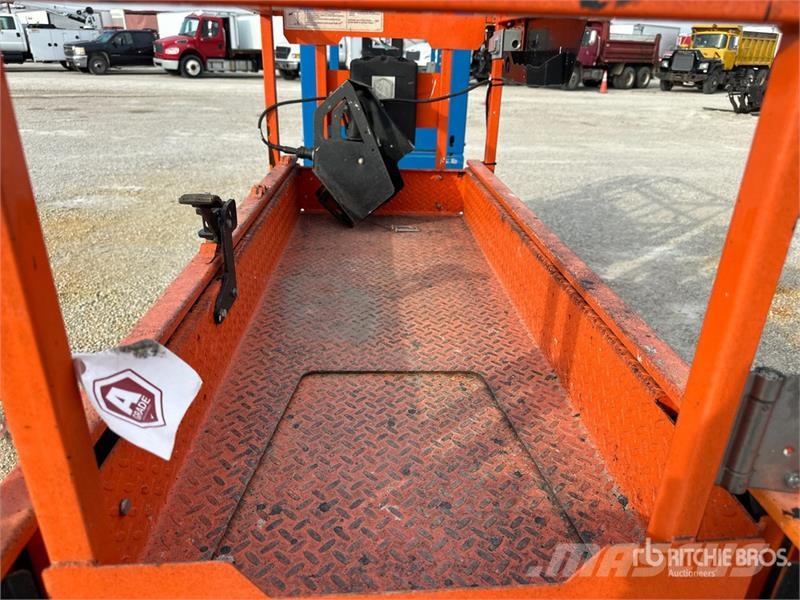 JLG AE1932 Electric Scissor Lift Scissor lifts