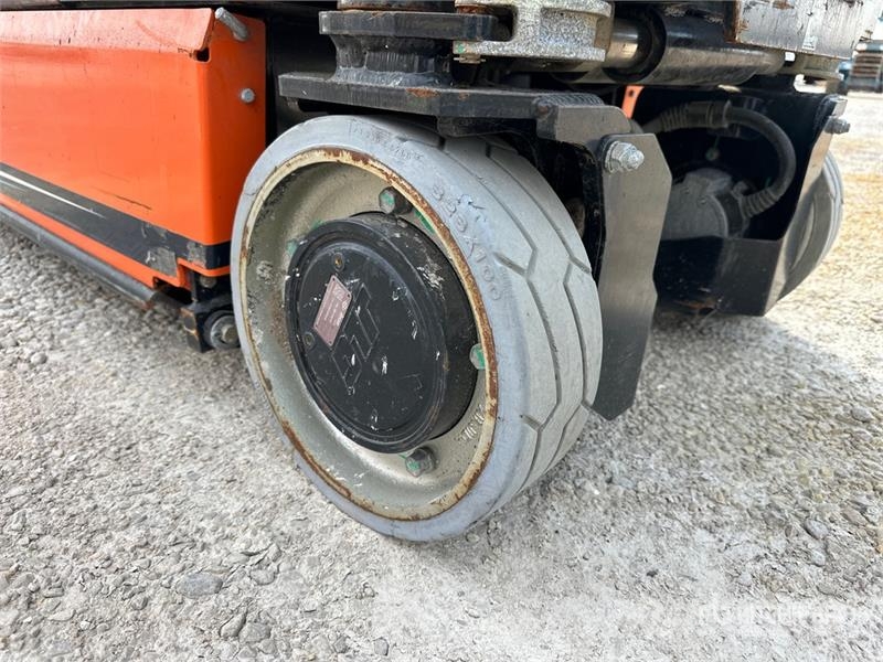 JLG AE1932 Electric Scissor Lift Scissor lifts