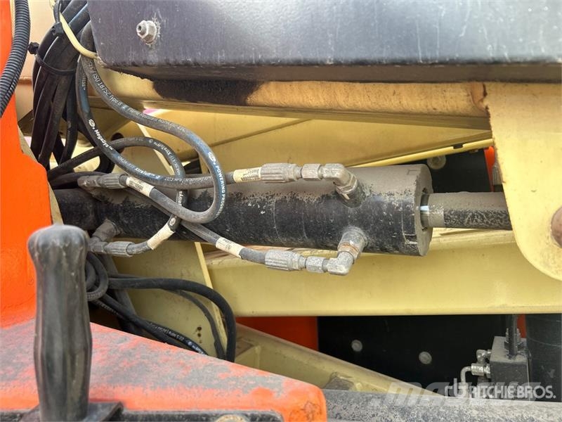 JLG E300AJP 2WD Electric Articulating Boom Lift Knikarmhoogwerkers