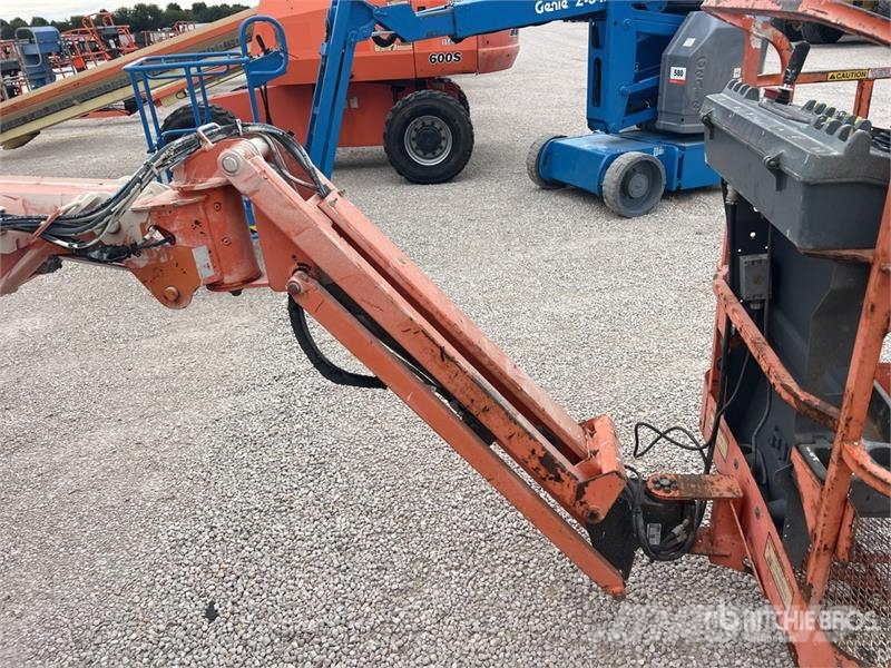 JLG E400AJPN 2WD Electric Articulating Boom Lift Bomlifte med knækarm