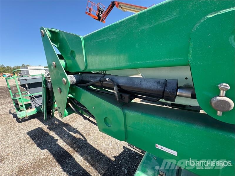 JLG E400AJPN 2WD Electric Articulating Boom Lift Piattaforme a braccio articolato