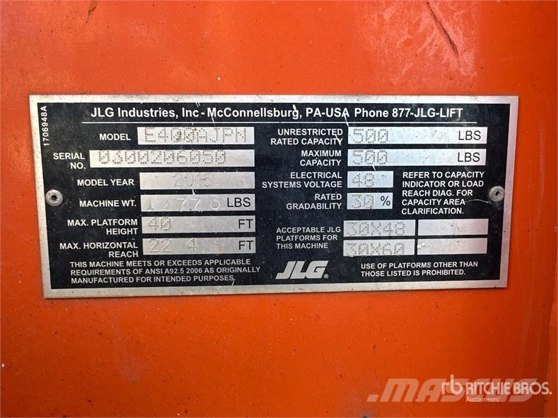 JLG E400AJPN 2WD Electric Articulating Boom Lift Articulated boom lifts