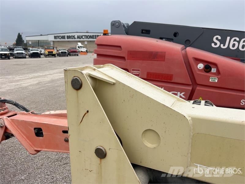 JLG E400AJPN 2WD Electric Articulating Boom Lift Bomlifte med knækarm