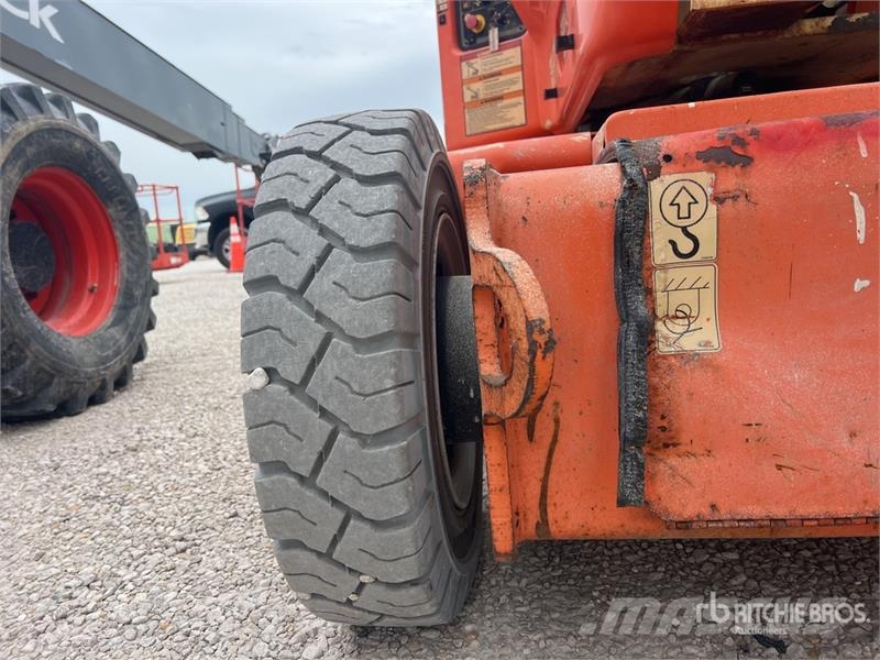 JLG E400AJPN 2WD Electric Articulating Boom Lift Bomlifte med knækarm
