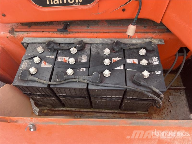 JLG E400AJPN 2WD Electric Articulating Boom Lift Bomlifte med knækarm