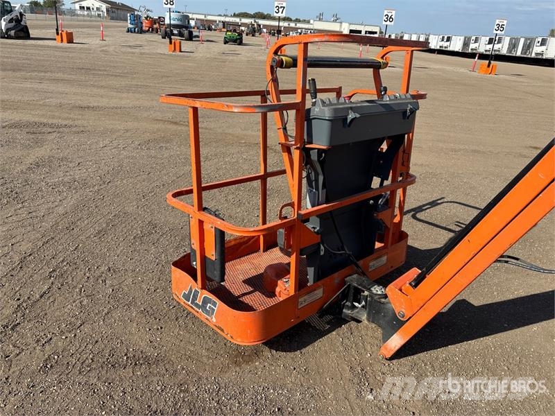 JLG E450AJ 2WD Electric Articulating Boom Lift Zglobne dvižne ploščadi