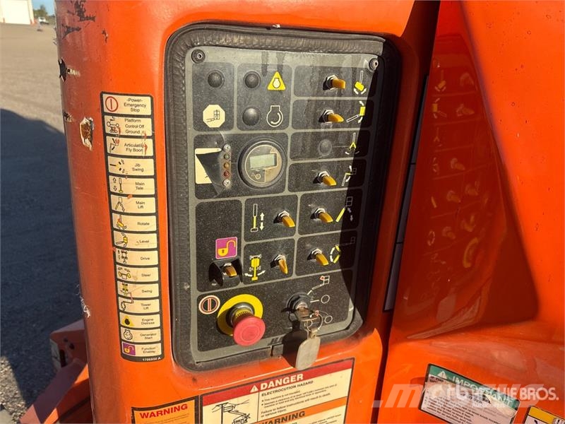 JLG E450AJ 2WD Electric Articulating Boom Lift Articulated boom lifts