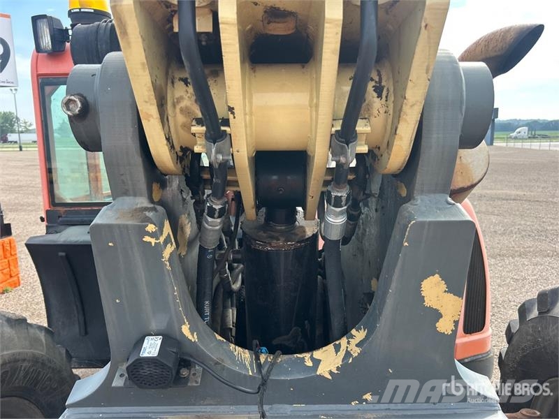 JLG G9-43A Телескопични товарачи