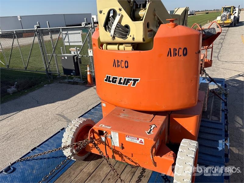 JLG N40 Electric Articulating Boom Lift ブームリフト 屈伸型