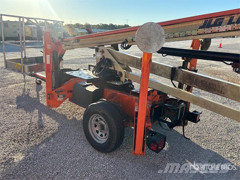 JLG T-350 Towable Lift (Inoperable) Vlečne dvižne ploščadi
