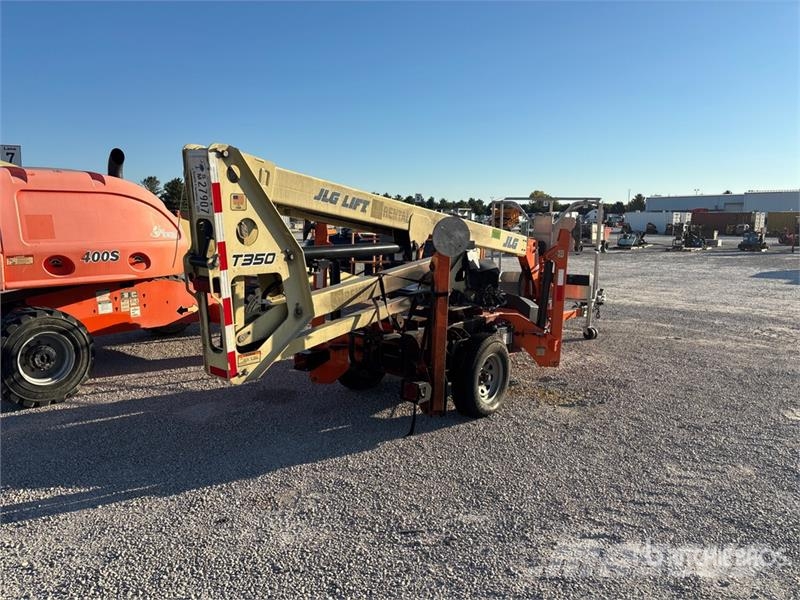 JLG T-350 Towable Lift (Inoperable) Vlečne dvižne ploščadi