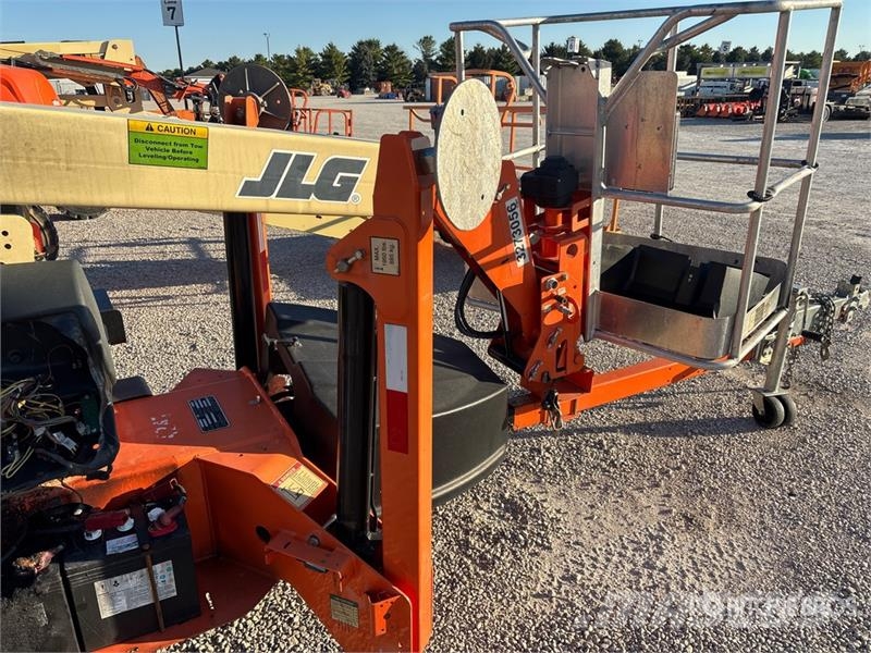 JLG T-350 Towable Lift (Inoperable) Vlečne dvižne ploščadi