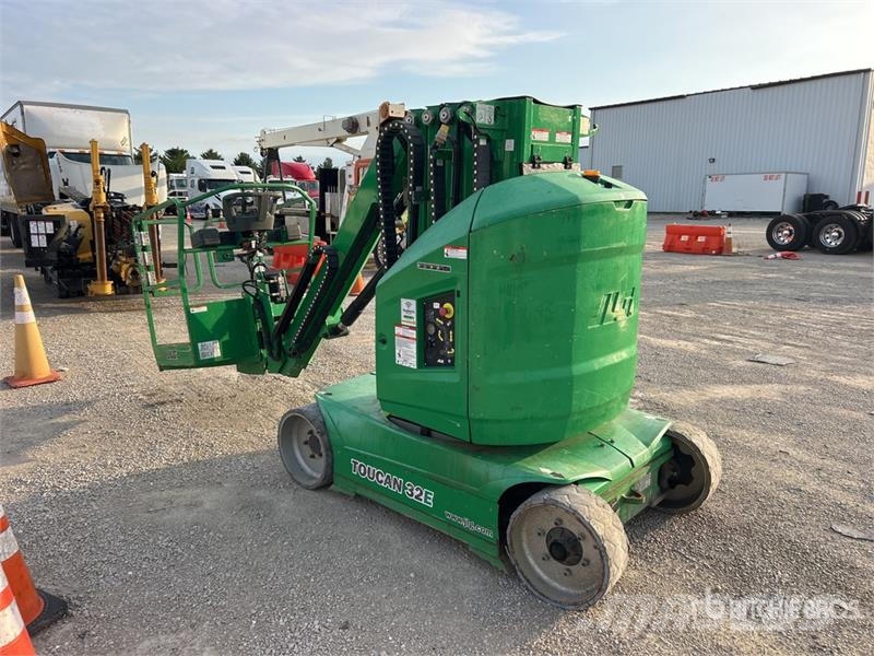 JLG Toucan 32E Electric Articulating Boom Lift 관절형 전동이동 리프트