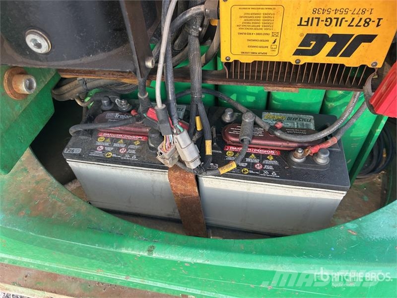 JLG Toucan 32E Electric Articulating Boom Lift 관절형 전동이동 리프트