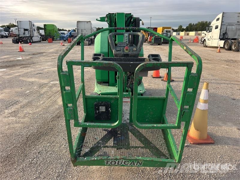 JLG Toucan 32E Electric Articulating Boom Lift 관절형 전동이동 리프트
