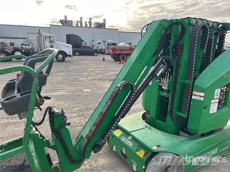 JLG Toucan 32E Electric Articulating Boom Lift 관절형 전동이동 리프트