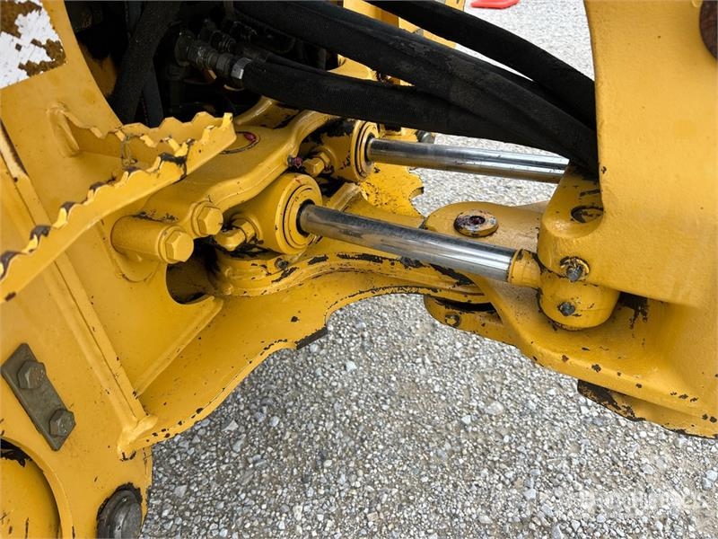 John Deere 110 4x4 Backhoe Loader Ekskavatori-iekrāvēji