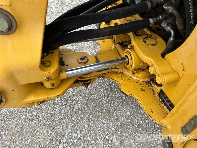 John Deere 110 4x4 Backhoe Loader Ekskavatori-iekrāvēji