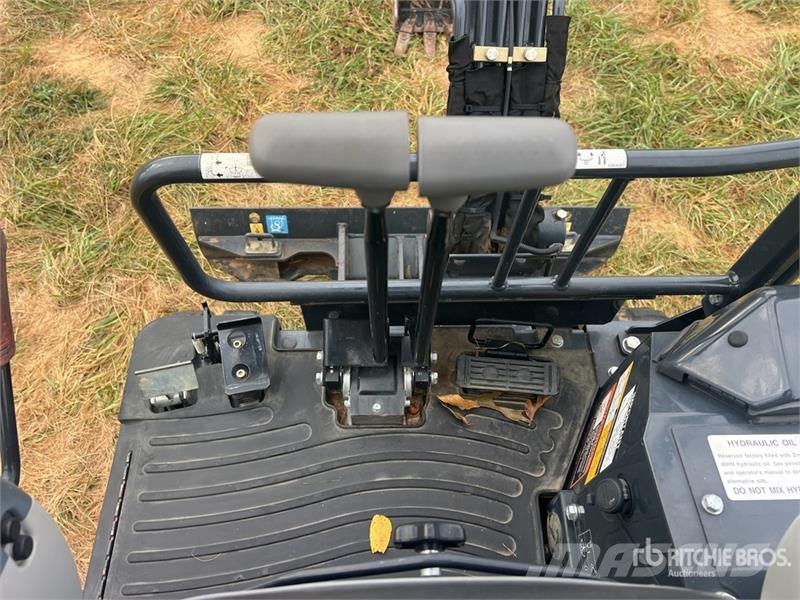 John Deere 17G Mini rýpadla < 7t