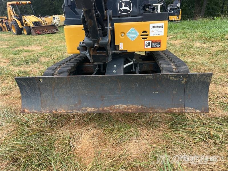 John Deere 17G Mini rýpadla < 7t