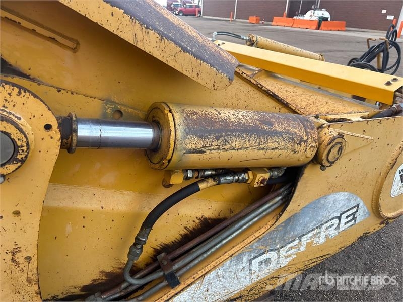 John Deere 2112E Földnyesők (szkréperek)