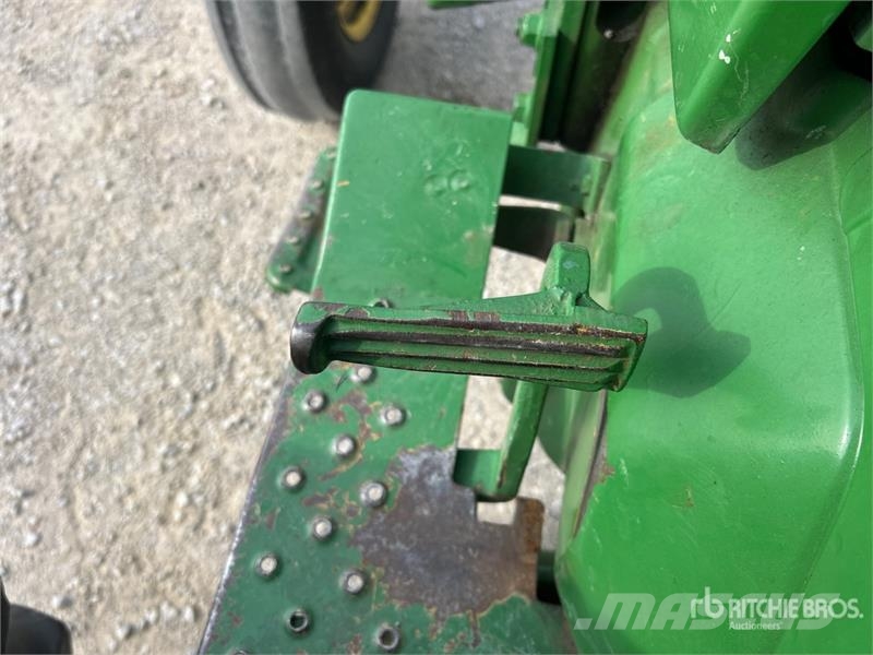 John Deere 2155 2WD Utility Tractor Kleintraktoren