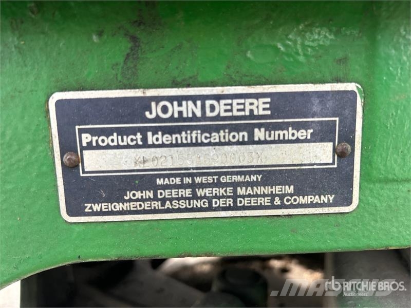 John Deere 2155 2WD Utility Tractor Kleintraktoren