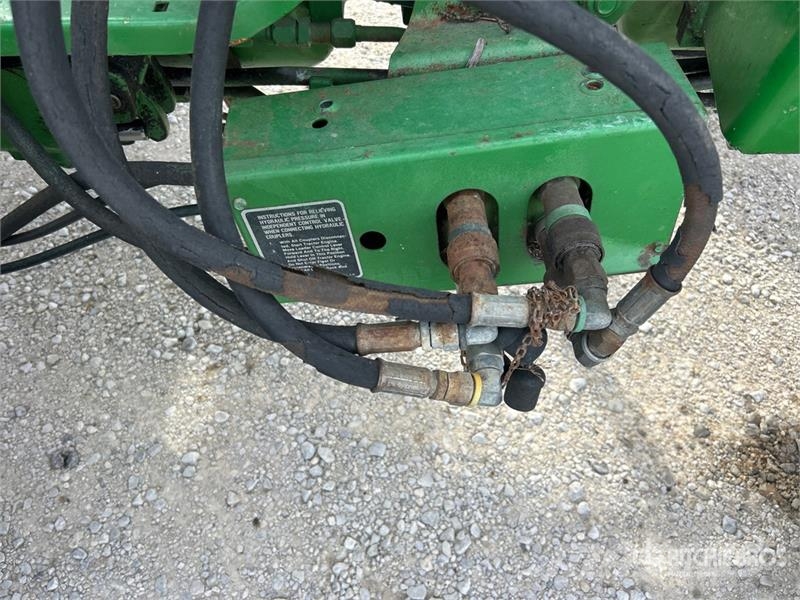 John Deere 2155 2WD Utility Tractor Kleintraktoren