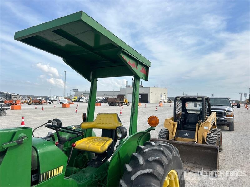 John Deere 2155 2WD Utility Tractor Kleintraktoren