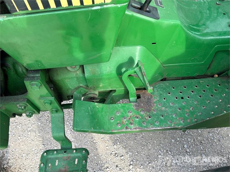 John Deere 2155 2WD Utility Tractor Kleintraktoren