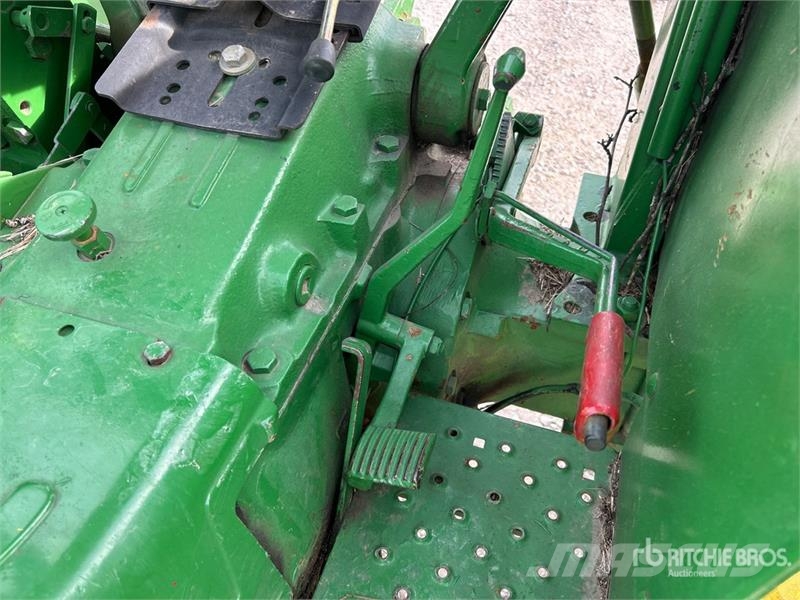 John Deere 2155 2WD Utility Tractor Kleintraktoren