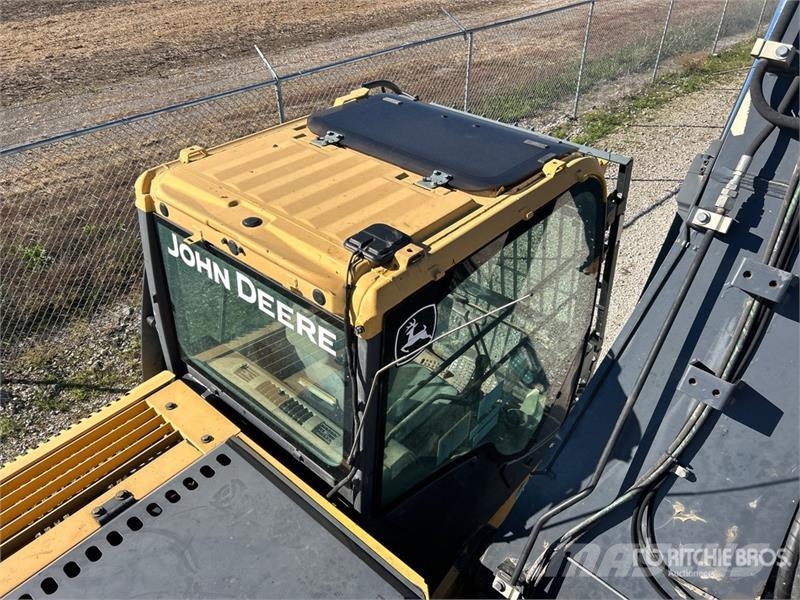 John Deere 225D LC Tracked Excavator Gravemaskiner på larvebånd