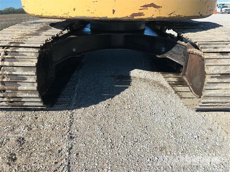 John Deere 225D LC Tracked Excavator Gravemaskiner på larvebånd