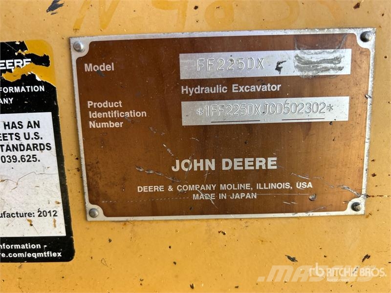 John Deere 225D LC Tracked Excavator Crawler excavators