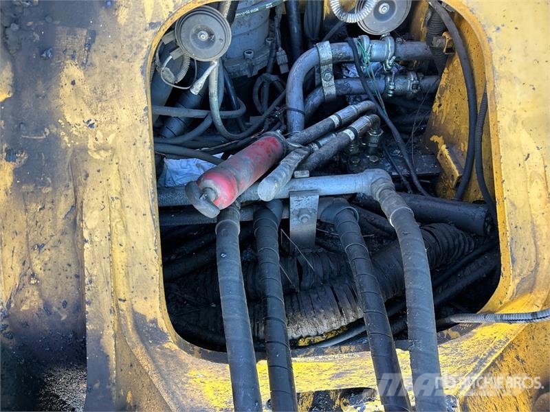 John Deere 225D LC Tracked Excavator Gravemaskiner på larvebånd