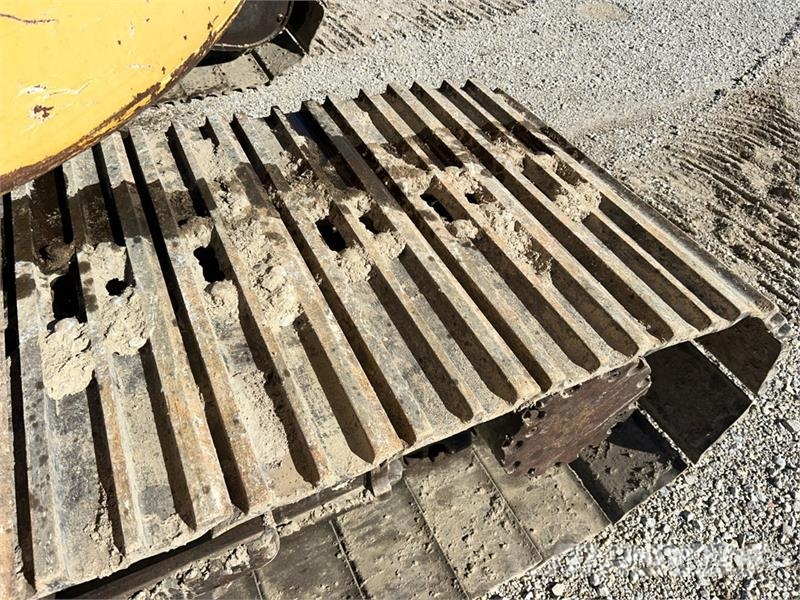 John Deere 225D LC Tracked Excavator Gravemaskiner på larvebånd