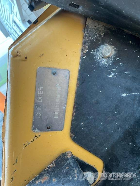 John Deere 240 Skid steer loaders