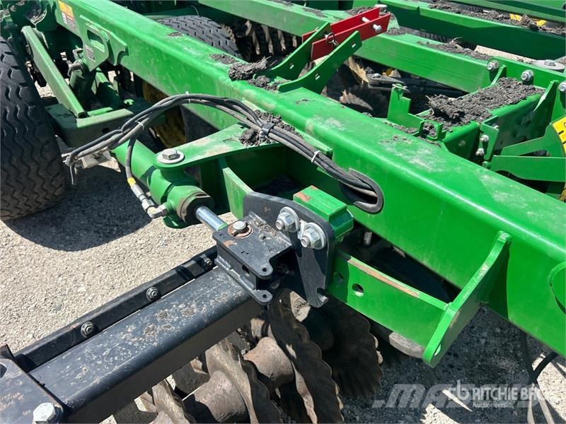 John Deere 2660 35 ft Vertical Disc Tárcsás boronák
