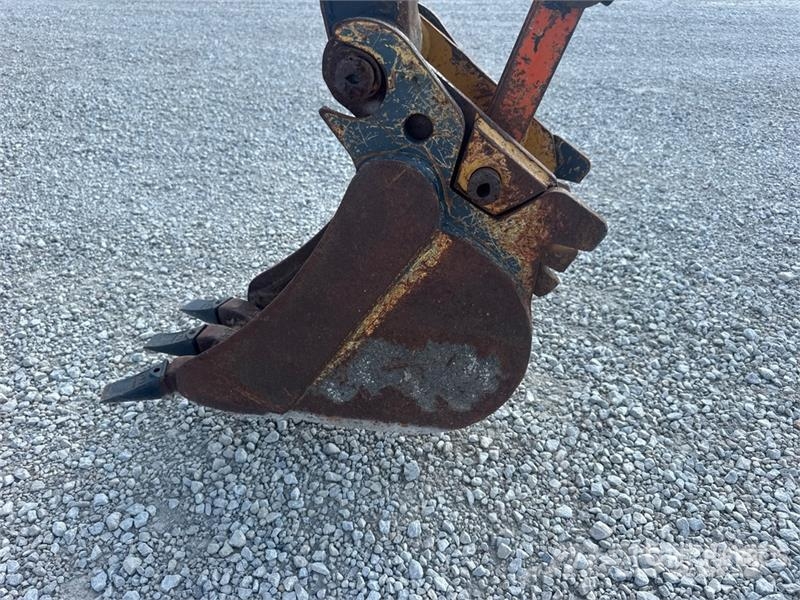 John Deere 27D Mini bagri <7t