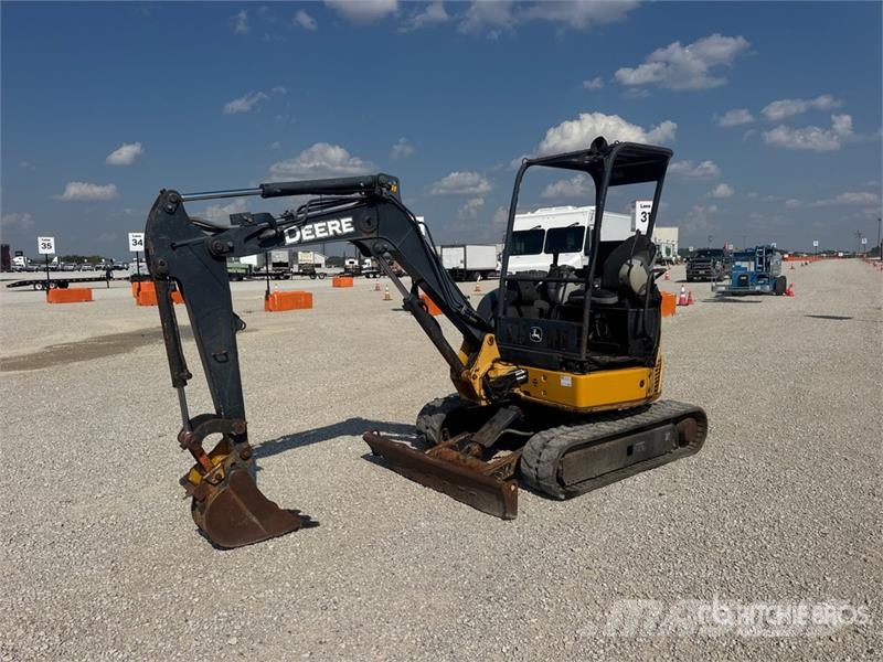 John Deere 27D Mini bagri <7t