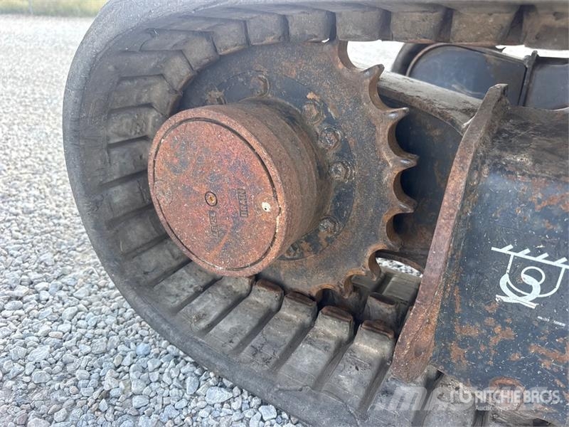 John Deere 27D Mini bagri <7t