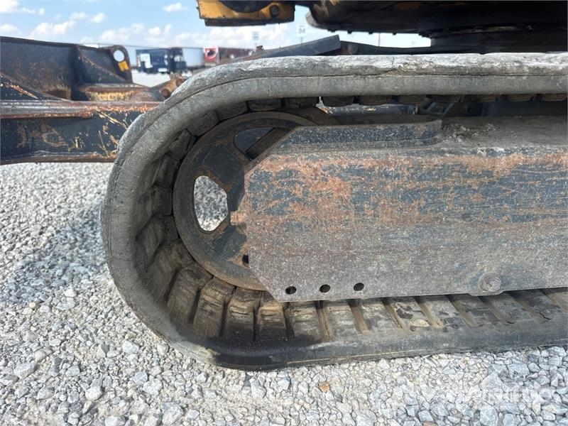 John Deere 27D Mini bagri <7t