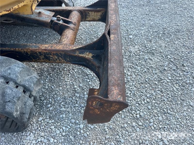 John Deere 27D Mini bagri <7t