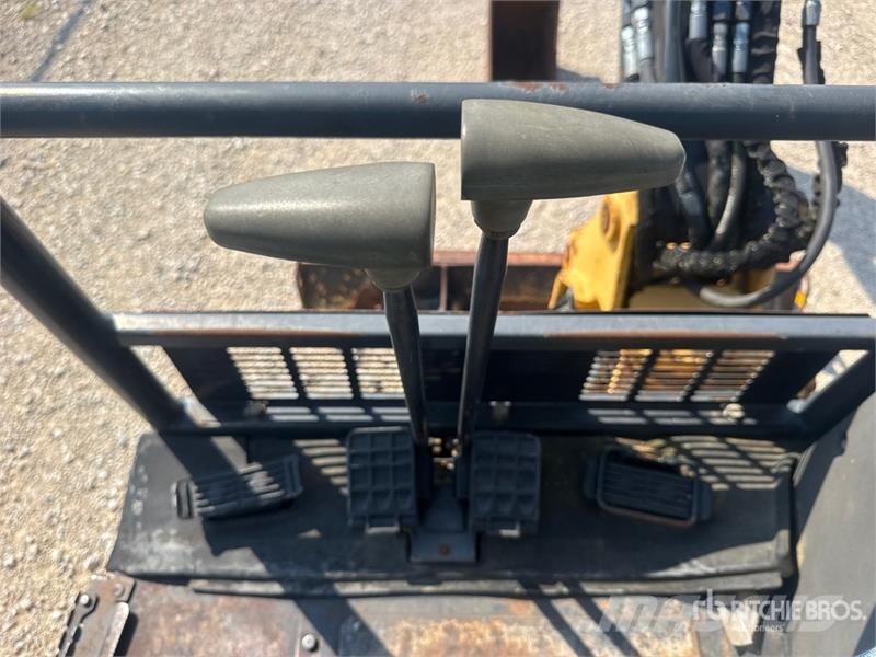John Deere 27D Mini bagri <7t