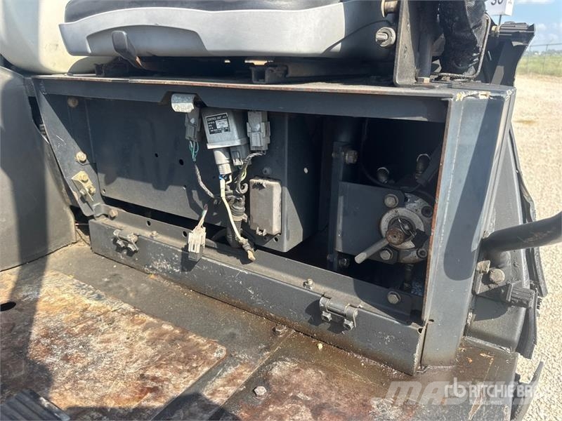 John Deere 27D Mini bagri <7t