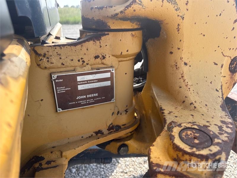 John Deere 27D Mini bagri <7t