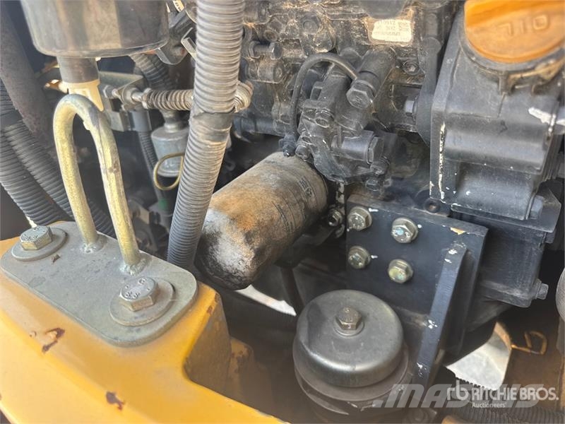 John Deere 27D Mini bagri <7t