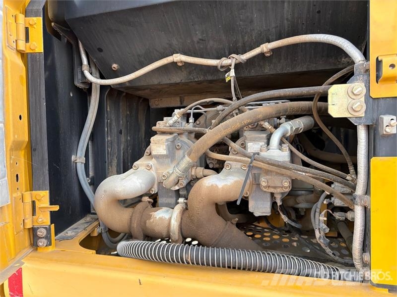 John Deere 300G LC Tracked Excavator Bageri guseničari